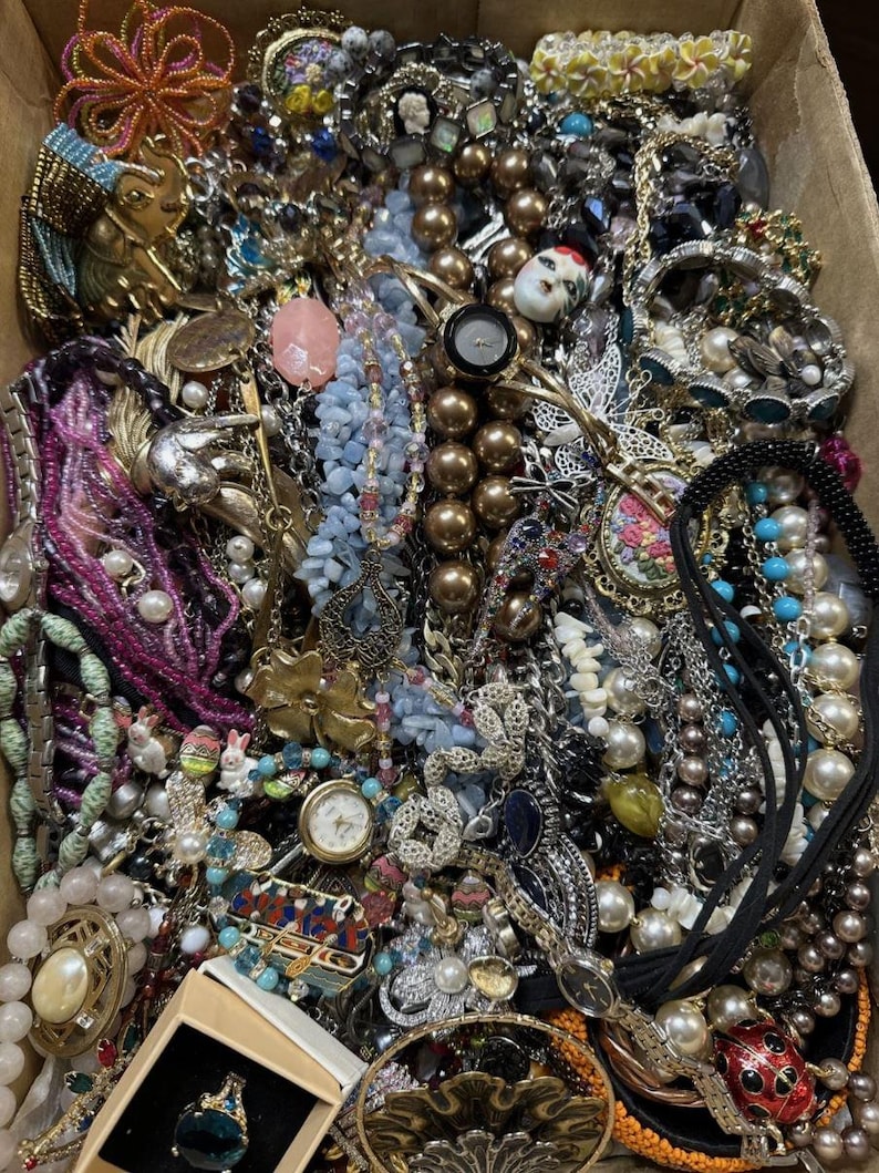 Jewelry Lot Vintage to Now Wearable 2 Pounds Random Mystery Box - Etsy