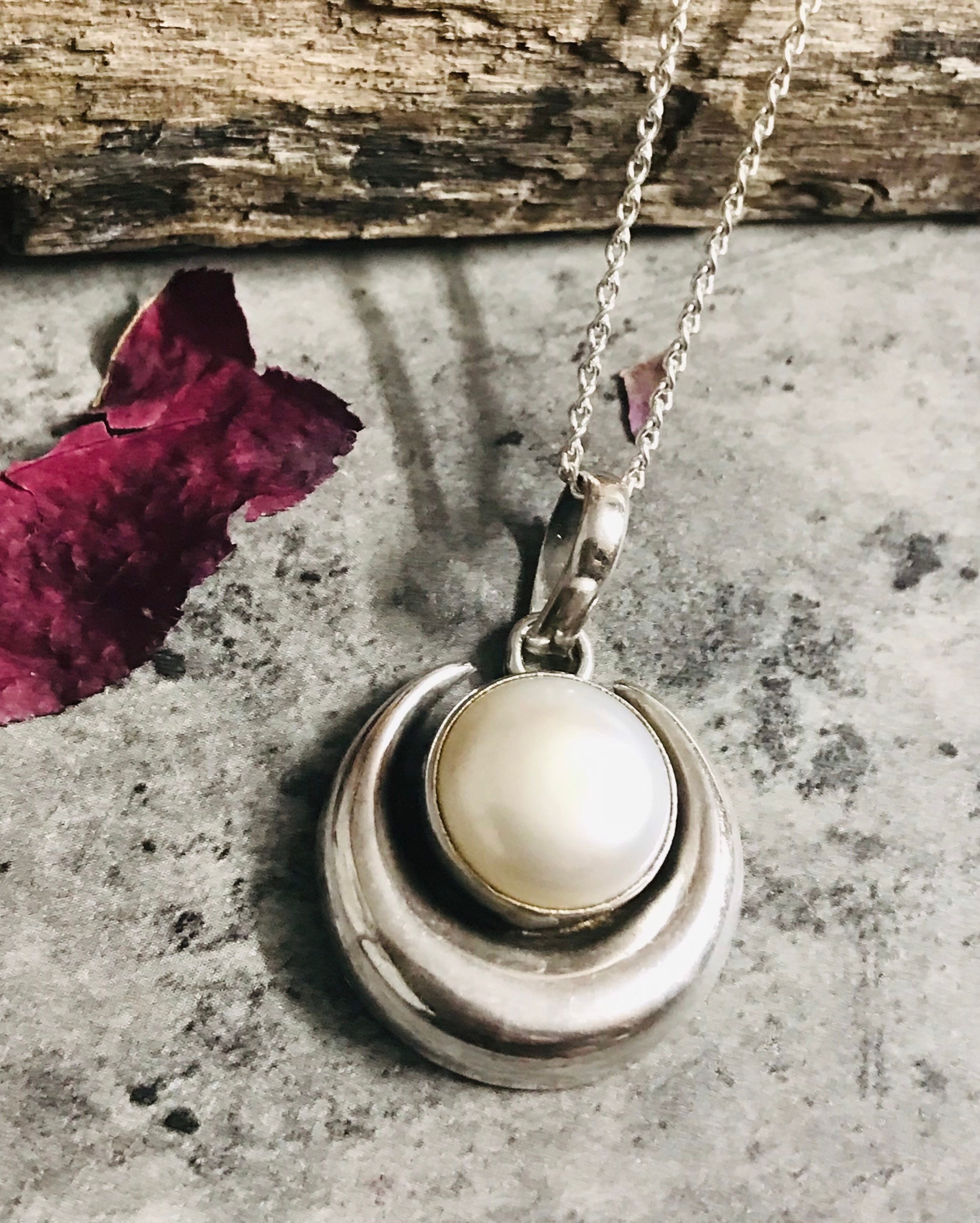 Silver Crescent Moon Pearl Pendant Necklace For Men Women Tiny Half Moon Pearl Necklace Moon Phase Silver Jewelry Gifts Bridal Bridesmaids