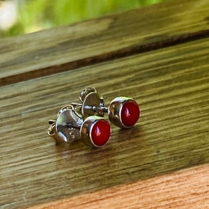 Röd korall hänge halsband och örhängen set 925 sterlingsilver liten ädelsten födelsesten Aires zodiakkristall smycken presenter till henne bild 10