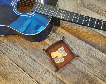 Real Leather Guitar Plectrum Holder, Guitar Pic Tray.