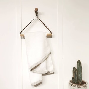 Towel rail / Towel holder made from Oak and Leather