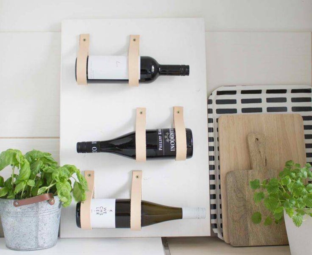 Leather strap wine bottle holder hotsell