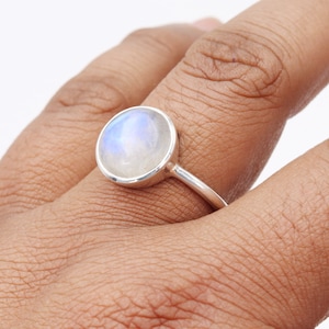 Rainbow Moonstone Ring, Sterling Silver Ring, Rings For Women, Round Moonstone Handmade Ring, Silver Statement Ring, Valentine Ring For Her