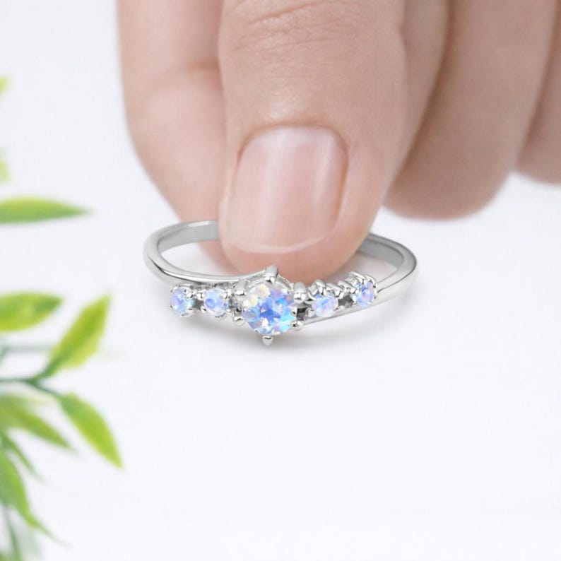 Moonstone Ring, 925 Sterling Silver Ring, Engagement Ring, Minimalist Ring, Promise Ring for Women, Unique Bridal Ring for Her