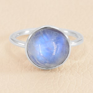 Rainbow Moonstone Ring, Sterling Silver Ring, Rings For Women, Round Moonstone Handmade Ring, Silver Statement Ring, Valentine Ring For Her