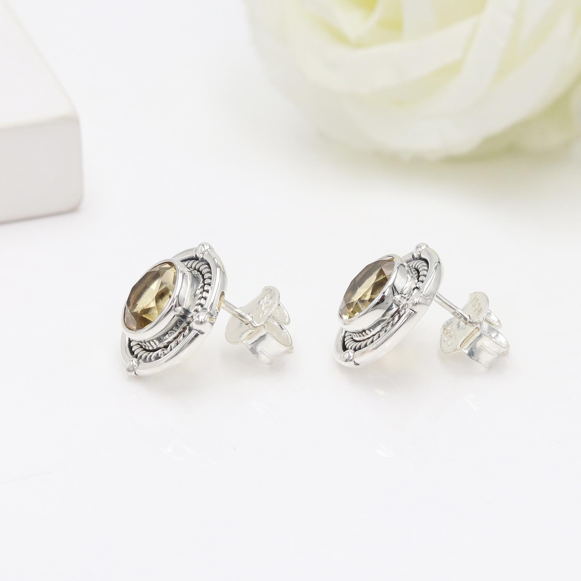 シトリンスタッドピアス、スターリングシルバースタッドピアス 