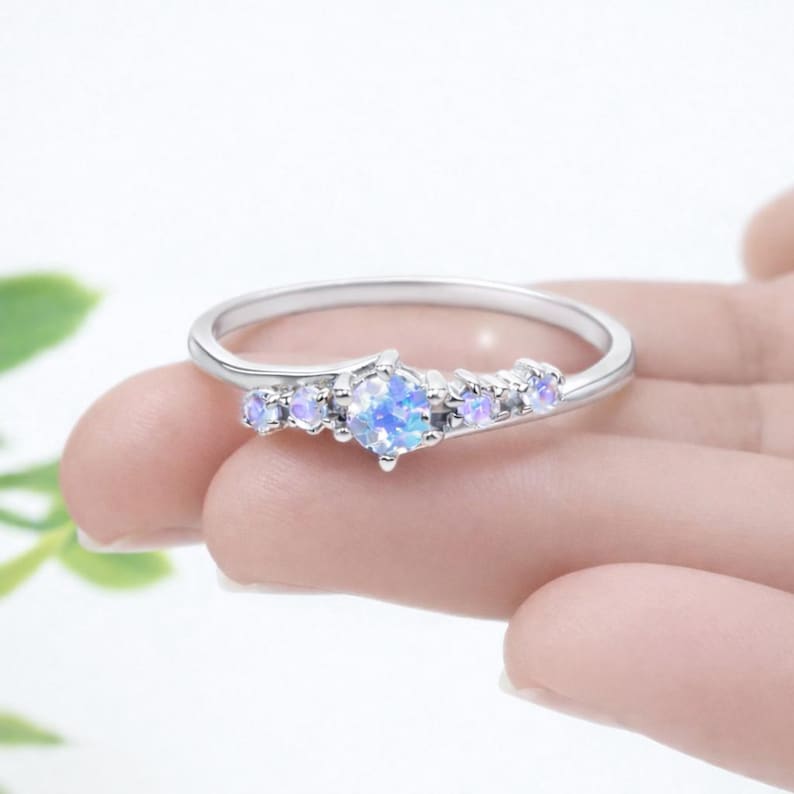 Moonstone Ring, 925 Sterling Silver Ring, Engagement Ring, Minimalist Ring, Promise Ring for Women, Unique Bridal Ring for Her