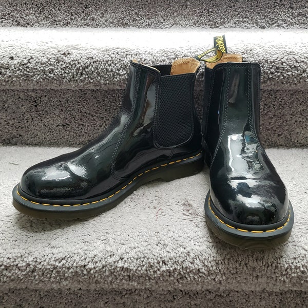 Dr. Martens 2967 Pull-On Boots