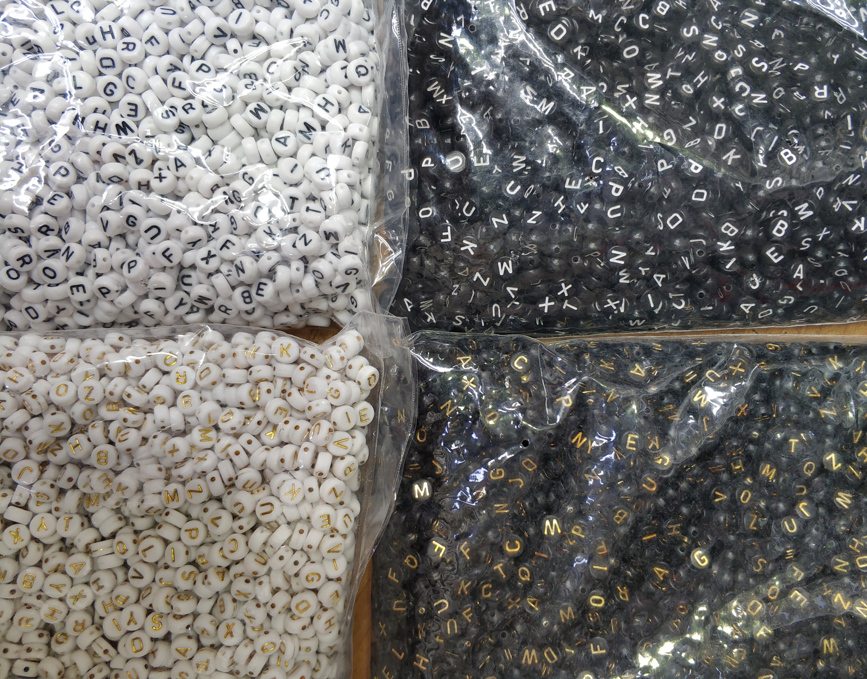 200pcs De 4x7mm Negro Acrílco Redondo Cuentas Con Letras | Etsy