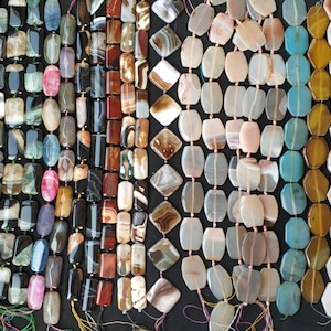 Perles rectangulaires en agate pour coussin - 20 x 30 mm, 25 x 35 mm, 15 x 20 mm, 30 x 40 mm - vert, arc-en-ciel, rose, marron, beige, bleu, jaune