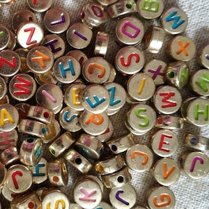 200pcs/lot 7mm Gold Acrylic Letter Beads,Gold Round beads with Colorful Alphabet letters,mixed colors/letters,acrylic gold beads,2020 trend