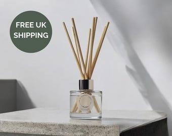 Sandalwood & Amber Reed Diffuser: Handmade Home Fragrance, Relaxing Scent