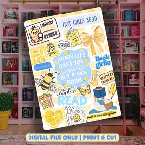 Op de afbeelding: Een digitale print met stickers met boeken als thema op een geel-witte gestreepte achtergrond. Stickers zijn onder meer een bij, een citroenpartje, een strik en tekst met de tekst "Hot Girls Read" en "When life gives you lemons buy a new book."