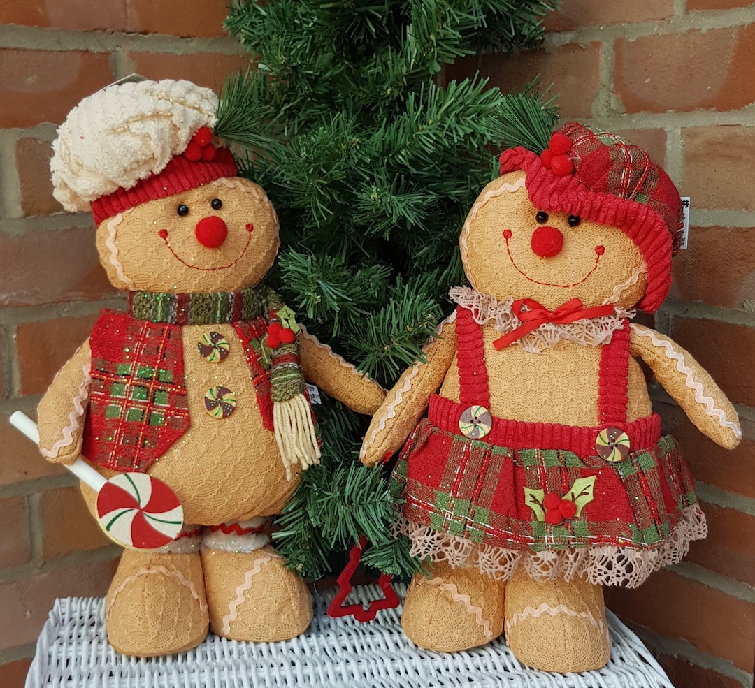 Gingerbread Man Chef & Gingerbread Girlfriend Couple 40cm Tall