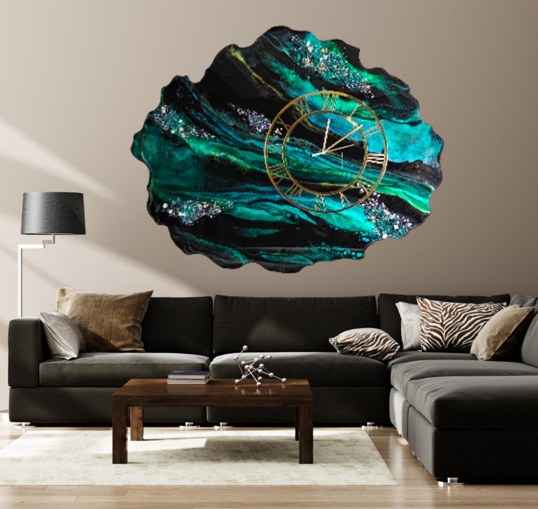 Emerald Green Geode Resin Clock, Large Epoxy Wall Art, Gold Roman
