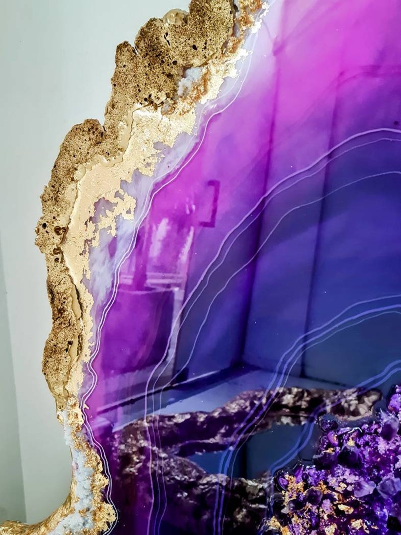 Großes Amethyst-Harz-Geode-Gemälde Original-Epoxid-Kunstwerk für ein stilvolles Zuhause, Resin-Geode-Wandkunst, Geschenk zur Wohnungserwärmung Bild 5