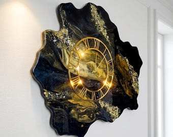 Emerald Green Geode Resin Clock, Large Epoxy Wall Art, Gold Roman