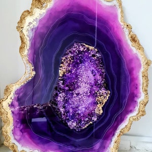 Großes Amethyst-Harz-Geode-Gemälde Original-Epoxid-Kunstwerk für ein stilvolles Zuhause, Resin-Geode-Wandkunst, Geschenk zur Wohnungserwärmung Bild 3