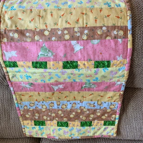 Quilted Small Bunny Tablerunner