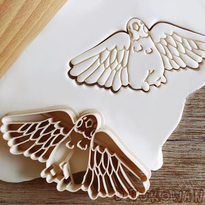 Holy Cockatiel Spread Wings Cookie Cutter Pastry Fondant Dough Biscuit