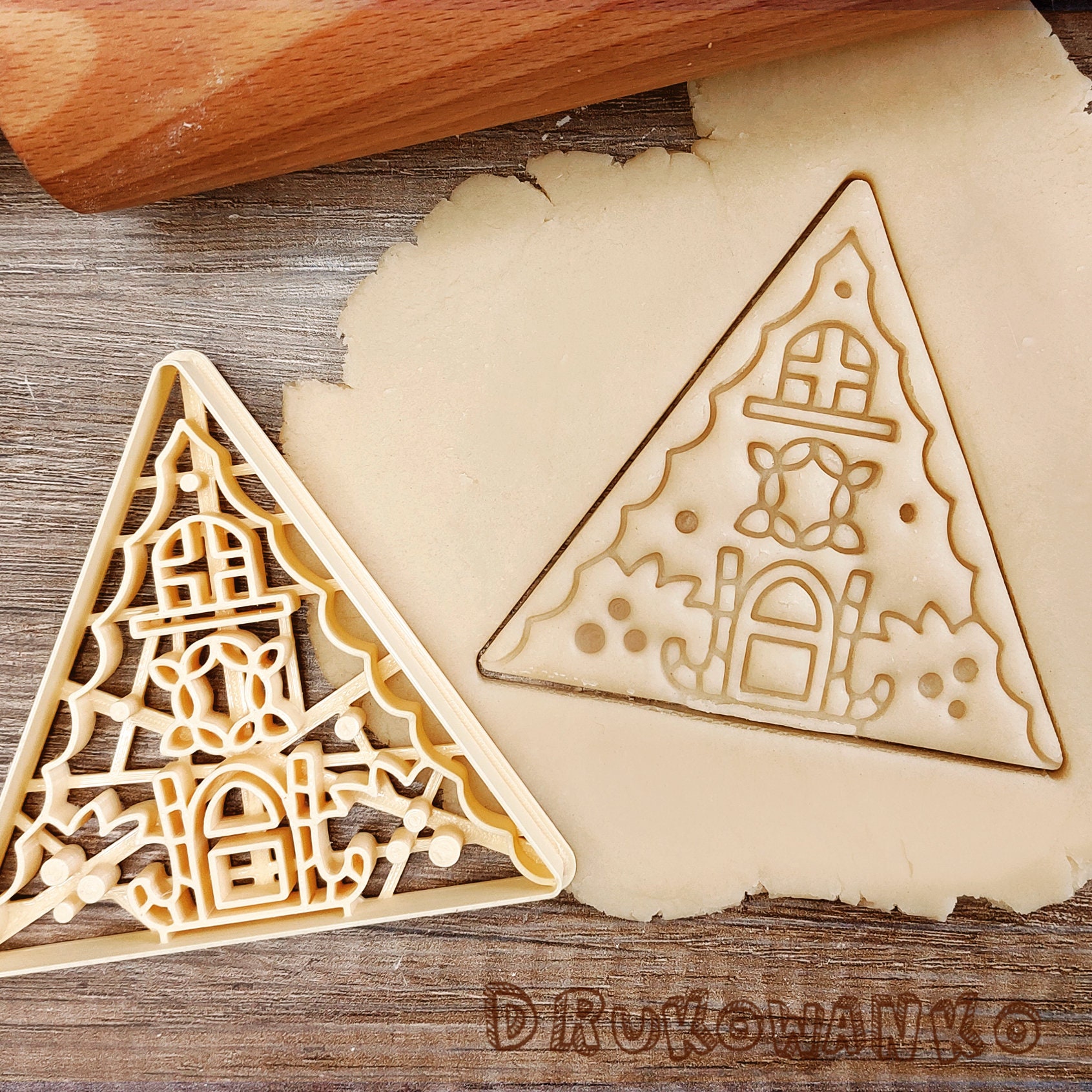 Winter Snow Christmas House Home Mountains Skiing Resort City Doll Gingerbread House Cookie Cutter Pastry Fondant Dough Biscuit