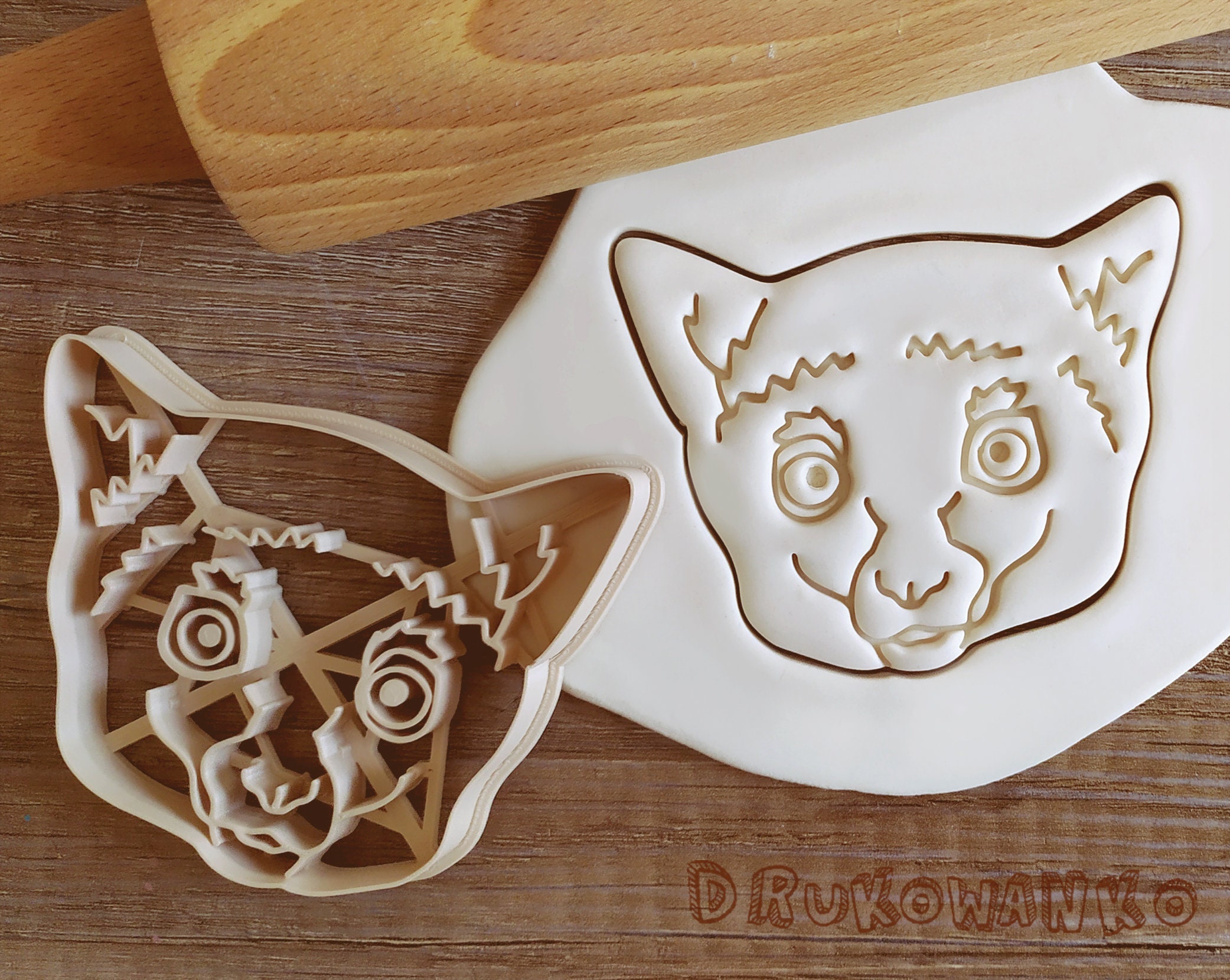 Lemur Madagascar Cute Shape Cookie Cutter Dough Biscuit Pastry Stamp Sharp