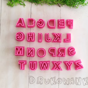 Juego de 24 letras del alfabeto Cortador de arcilla polimérica Mini galleta en miniatura fondant artesanía artesanía hobby casa de muñecas artesanía