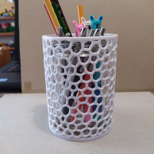DIGITAL FILE pot cover, pen holder, perforated, voronoi to be printed in 3D for plants or furniture - commercial license