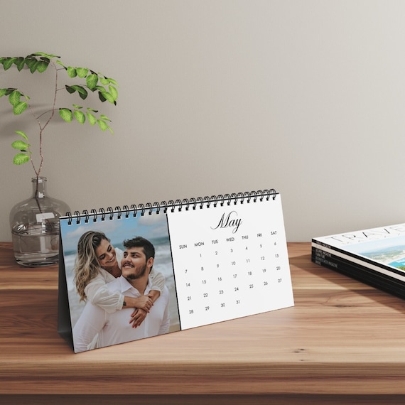 Custom Desk Calendars & Photo Desk Calendars