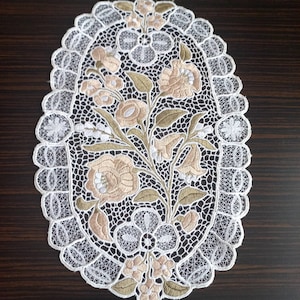 Hungarian embroidery, Vintage hand embroidered Hungarian kalocsa style table runner