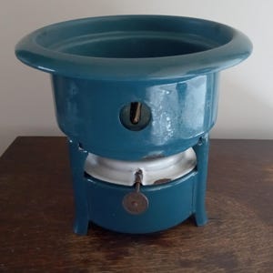 Haller enamel 1-burner kerosene stove. Without glass and grate.