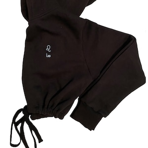 Leo Sternzeichen / Astrologie Zeichen Kurz Hoodie mit verstellbarer Taille