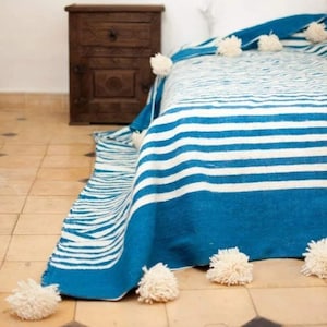 MOROCCAN POMPOM BLANKET - Boho Pom Poms Blanket,Bed Cover throw - moroccan Pompom  blannket - throw blanket - Moroccan Blanket with tassels