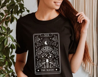 Tarot shirt Tarot card shirt Mushroom shirt with Goblincore Fairycore Mushroom design Occult shirt Witchy Clothes Alt Clothing Plus size