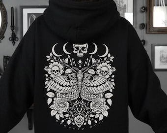 Memento Mori hoodie, gotische grafische hoodie, grillige heksenkleding, Luna Moth Skull-shirt, donkere esthetische grunge, gotisch cadeau