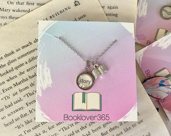 Recycled Book Page Necklace - Librarian Jewelry - Teacher Gift - Book Lover Gift - Unique Necklace - Bookworm Jewelry - Bookish Present