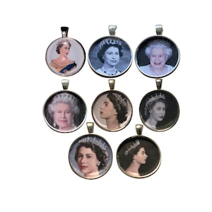 Queen Elizabeth Pendant, Queen of England Jewelry, Long Live the Queen, Queen Elizabeth Memorabilia, British Queen Gift, QE2 Necklace