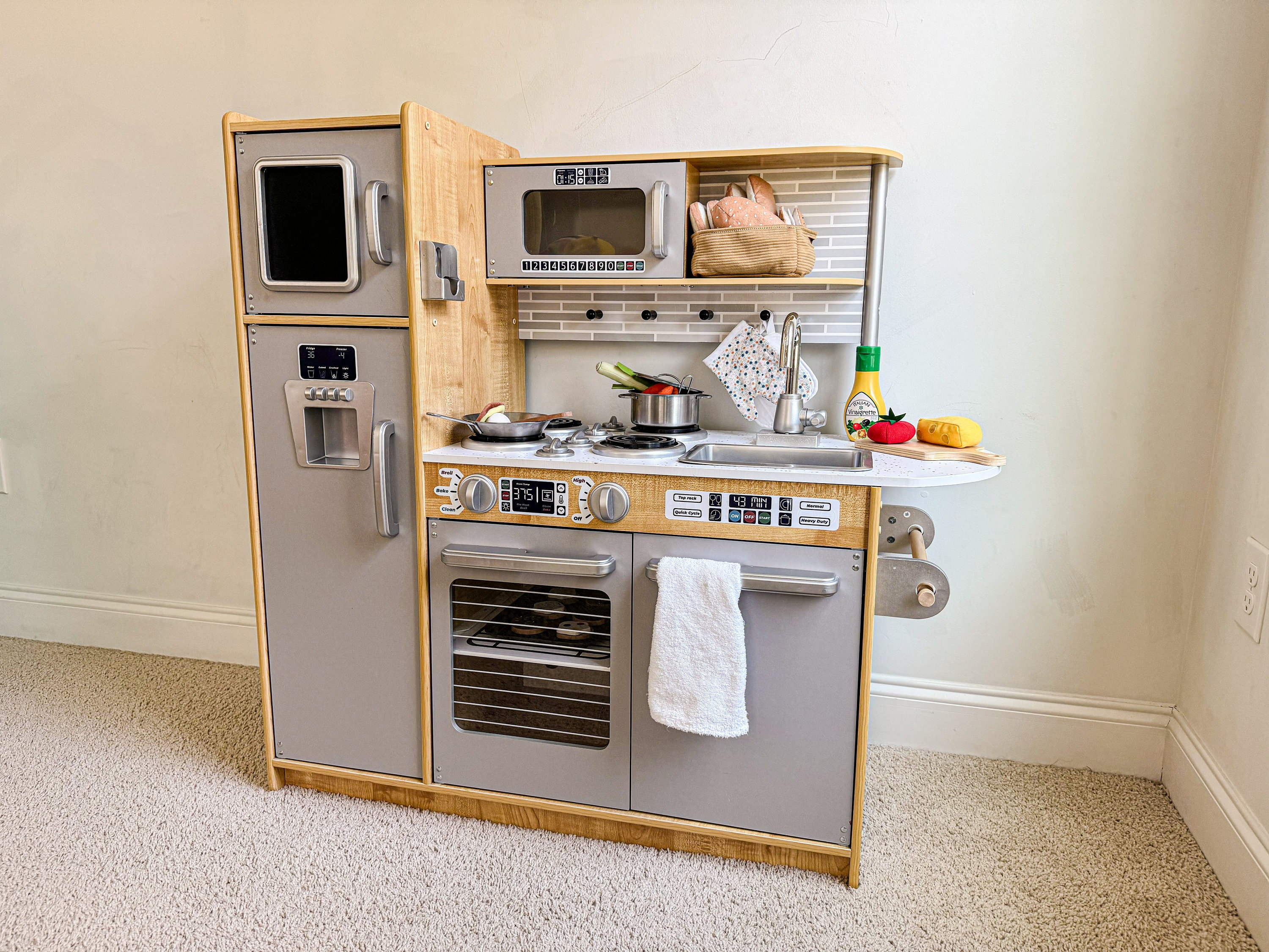 Kidkraft uptown kitchen sale