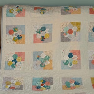 Handmade Baby Quilt, English Paper Piecing, Applique