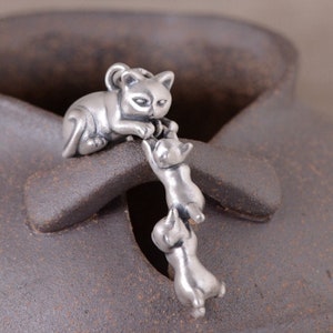 990 Sterling Silver Hanging Cat Pendant Charm, Mother Cat And Baby Cat Charm,Silver Kitten Charm
