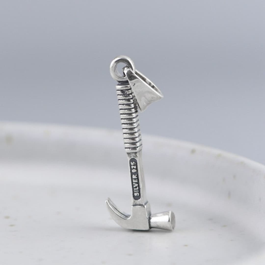 【WOOYOUNGMI】SILVER HAMMER PENDANT NECKLACE il_1080xN.768168313_mwh8.jpg
