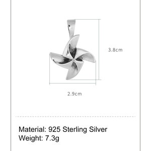 K&ouml;nnte beinhalten: Ein silberner Windm&uuml;hlen-Anh&auml;nger, 2,9 cm breit und 3,8 cm hoch.  Material: 925er Sterlingsilber. Gewicht: 7,3 Gramm.