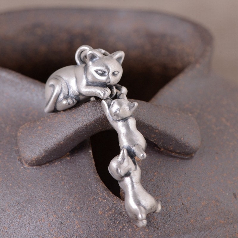Set of 20, Cat Beads, Silver Beads, Silver Cats, Cat Jewelry, Kitty Gifts,  Kitten Charms, Tibetan Style, Pendant Lot, Bulk Charm, 20N 