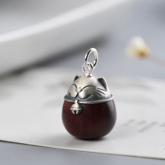 990 Sterling Silver Maneki Neko Pendant Charm, Lucky Cat
