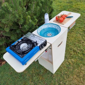 Portable camping sink unit, usb battery tap