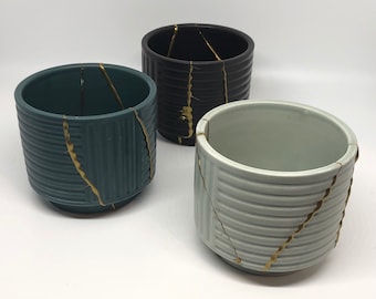 Zero Waste Small Ceramic Pot | Kintsukuroi Plant Pot | Kintsugi | Wabi Sabi | Modern Geometric Objects | Zen | Modern Decor | Green Black