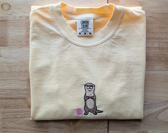 Sea Otter & Shell Embroidered Comfort Colors® Tee