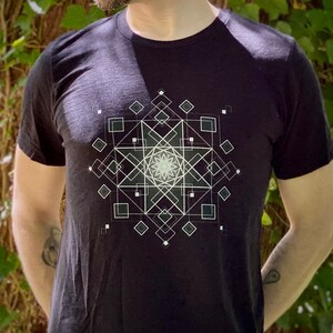 HyperOctogram Mandala - Sacred Geometry Kabbalah T-Shirt for Men