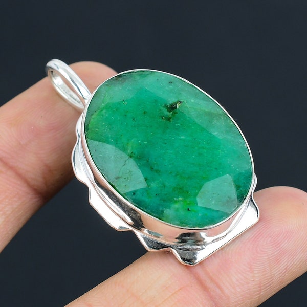 Natural Green Emerald Gemstone Pendant | 925 Sterling Silver | Silver Jewelry | Handmade Silver Pendant Jewelry Gift for her/him
