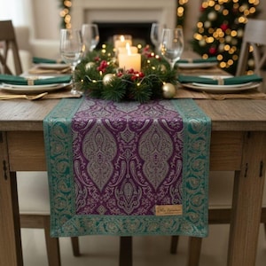 Runner da tavolo in broccato di seta di lusso - bordo verde, stampa floreale Paisley